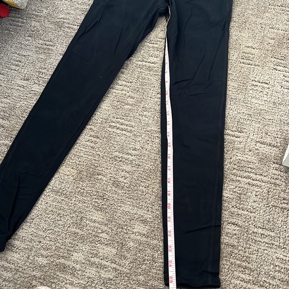 Athleta xs 25” black leggings - Picture 3 of 3